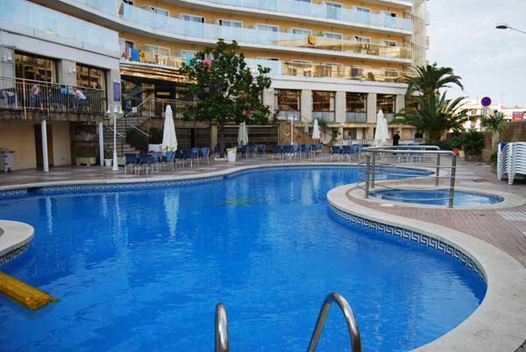 Hotel Esplai Calella Exterior foto